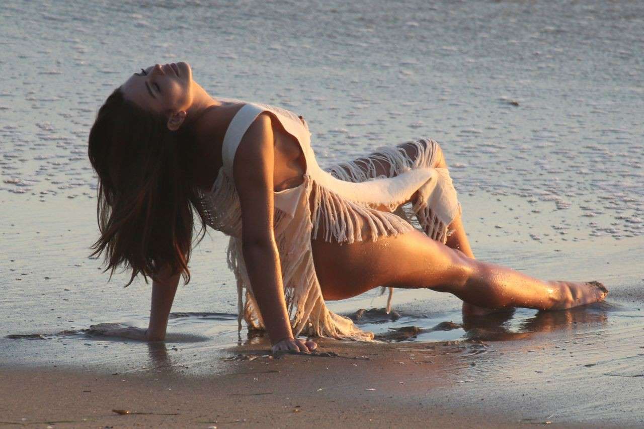 Zita Vass Cleavage and Leggy for a Bikini Photoshoot in Malibu
