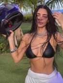 Kim Kardashian Booty and Cleavage in a Towel Photoshoot