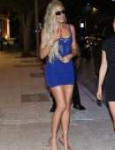 Kim Kardashian and Khloe Kardashian Booty, Arriving at the SKIMS Pop-up in Miami