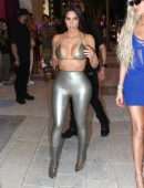 Kim Kardashian and Khloe Kardashian Booty, Arriving at the SKIMS Pop-up in Miami