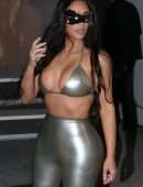 Kim Kardashian and Khloe Kardashian Booty, Arriving at the SKIMS Pop-up in Miami
