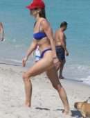 Nina Agdal Booty in Bikini on a Beach in Miami