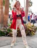 Bella Thorne in a Skimpy Bra at at the Neon Festival Coachella 2022 Music Festival