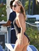 Kimberley Garner Booty in a Black Swimsuit on the Beach in Miami