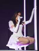 Madison Beer Performing Live at Manchester Academy