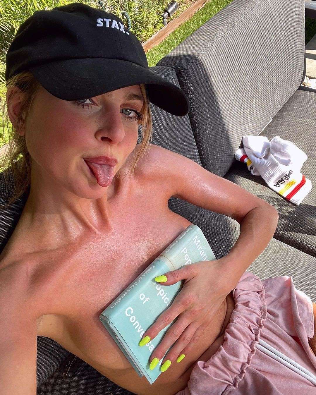 Anne Winters Cleavage in a Private Photoshoot