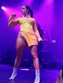Joanna JoJo Levesque Upskirt and Booty OnStage while Performing Live in Manchester