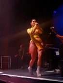 Joanna JoJo Levesque Upskirt and Booty OnStage while Performing Live in Manchester