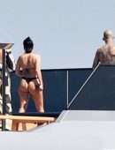 Kourtney Kardashian Wet Booty in Thong BIkini in Portofino