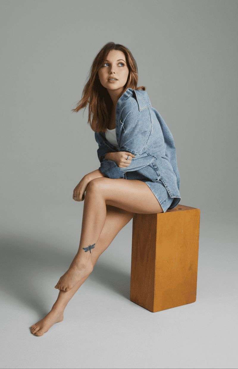Sammi Hanratty in Popsugar Magazine - May 2022