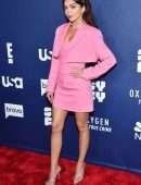 Sarah Hyland Leggy and Cleavage at 2022 NBCUniversal Upfront in NYC
