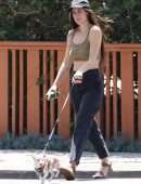 Scout Willis Pokies, Walking her Dog in Los Angeles