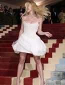 Sydney Sweeney Leggy and Spectacular Cleavage at 2022 Met Gala in New York