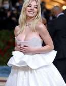 Sydney Sweeney Leggy and Spectacular Cleavage at 2022 Met Gala in New York