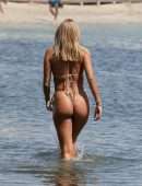 Arabella Chis Booty in Thong Bikini on a Beach in Formentera