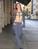 Julia Fox Booty, Out in New York
