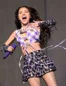 Olivia Rodrigo Leggy, Performing at Glastonbury Festival 2022
