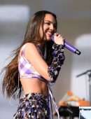 Olivia Rodrigo Leggy, Performing at Glastonbury Festival 2022
