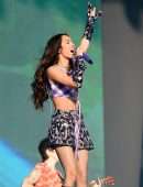 Olivia Rodrigo Leggy, Performing at Glastonbury Festival 2022