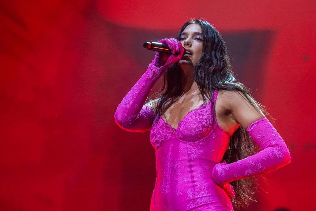 Dua Lipa - Performing at Future Nostalgia Tour in Oslo