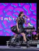 Natalie Imbruglia Performing at Mighty Hoopla in London