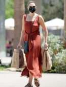 Elizabeth Olsen Pokies, Grocery Shopping in Los Angeles