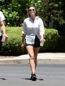 Elizabeth Olsen Leggy, Out with her Husband in Los Angeles