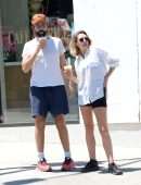Elizabeth Olsen Leggy, Out with her Husband in Los Angeles