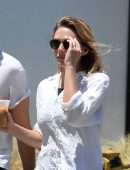 Elizabeth Olsen Leggy, Out with her Husband in Los Angeles