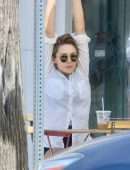 Elizabeth Olsen Leggy, Out with her Husband in Los Angeles