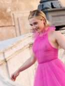 Florence Pugh Pokies in See-Through Dress at Valentino Fashion Show in Paris