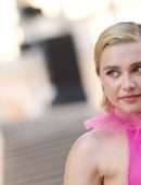 Florence Pugh Pokies in See-Through Dress at Valentino Fashion Show in Paris