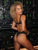 Jasmine Sanders in Sports Illustrated Swimsuit Runway Show, Paraiso Miami Beach