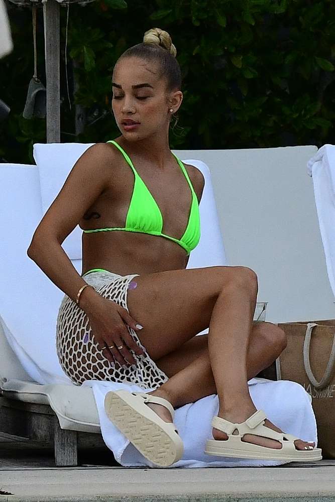Jasmine Sanders in Fluorescent Bikini at Poolside in Miami