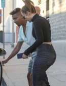 Jennifer Lopez Booty, Leaving a Dance Studio in Los Angeles