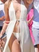 Kimberley Garner Booty at Club 55 Beach in Saint-Tropez