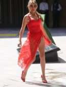 Lizzie Cundy Leggy, Arriving at ITV This Morning in London