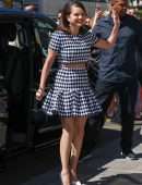 Selena Gomez Leggy, Outside Sephora in Paris