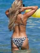 Sylvie Meis and husband Niclas Castello aka Norbert Zerbs on the Beach in Saint Tropez