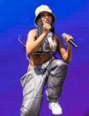 Tinashe Cleavage while Performing Live at 2022 Lollapalooza in Chicago