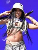 Tinashe Cleavage while Performing Live at 2022 Lollapalooza in Chicago