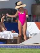 Vanessa Hudgens Booty, Relaxing in Punta Mita