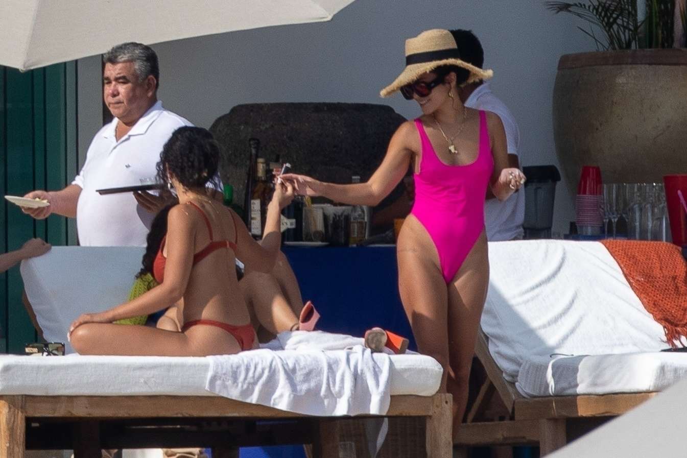 Vanessa Hudgens Booty, Relaxing in Punta Mita