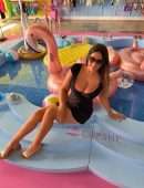 Claudia Romani Cleavage at Cupshe Miami Beach Pop Up Store