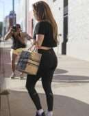 Jennifer Lopez Booty, Out in Los Angeles
