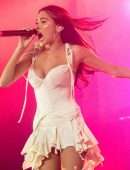 Madison Beer Performing Live Onstage at the Reading Festival Day 2