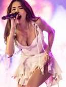 Madison Beer Performing Live Onstage at the Reading Festival Day 2