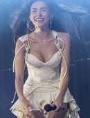 Madison Beer Performing Live Onstage at the Reading Festival Day 2