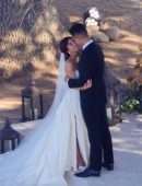 Sarah Hyland Married to Wells Adams in a California Wine Vineyard