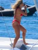 Sophia Buxton with Antigoni Buxton on the Catamaran in Mykonos